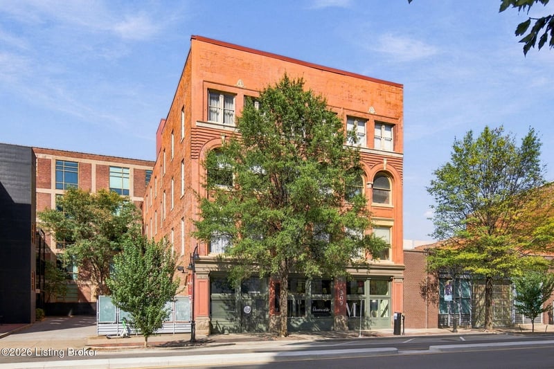 309 E Market St #302, Louisville, KY 40202