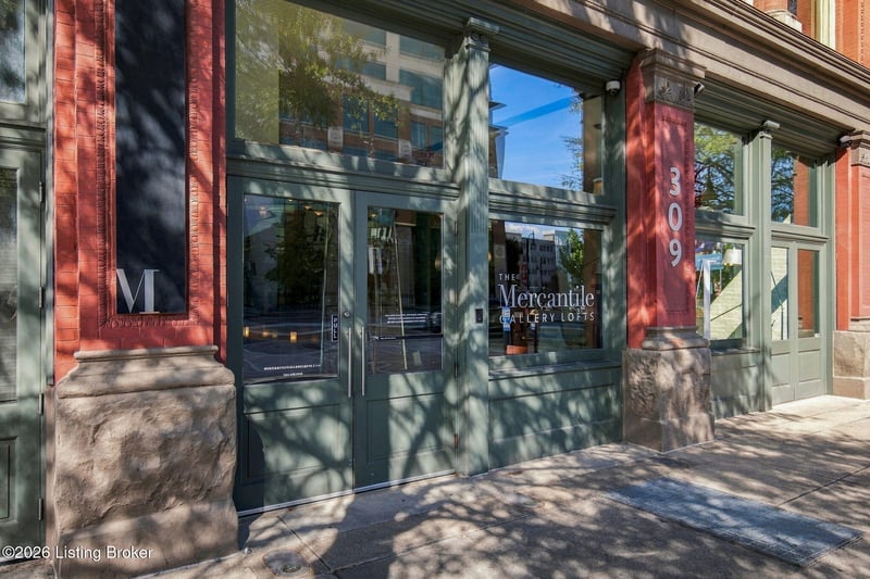 309 E Market St #302, Louisville, KY 40202
