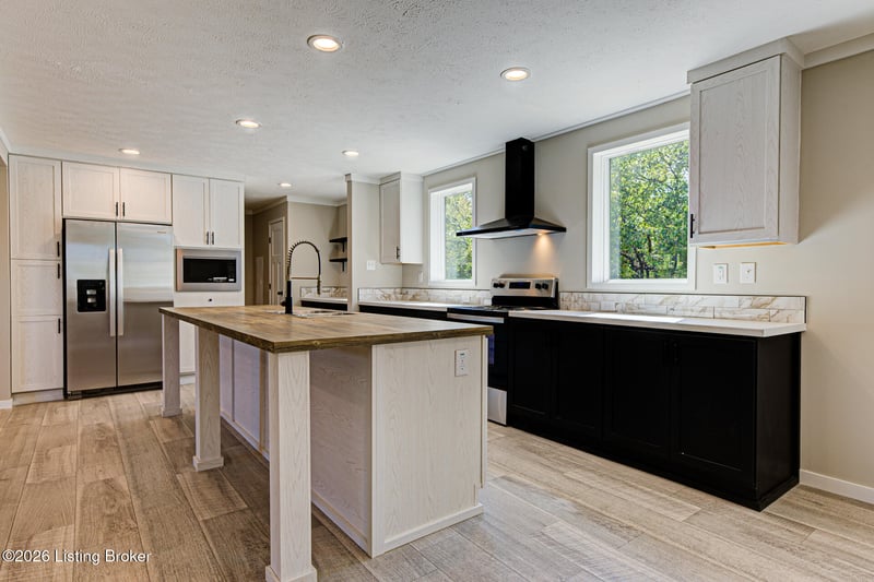 309 Lear Ln, Bedford, KY 40006
