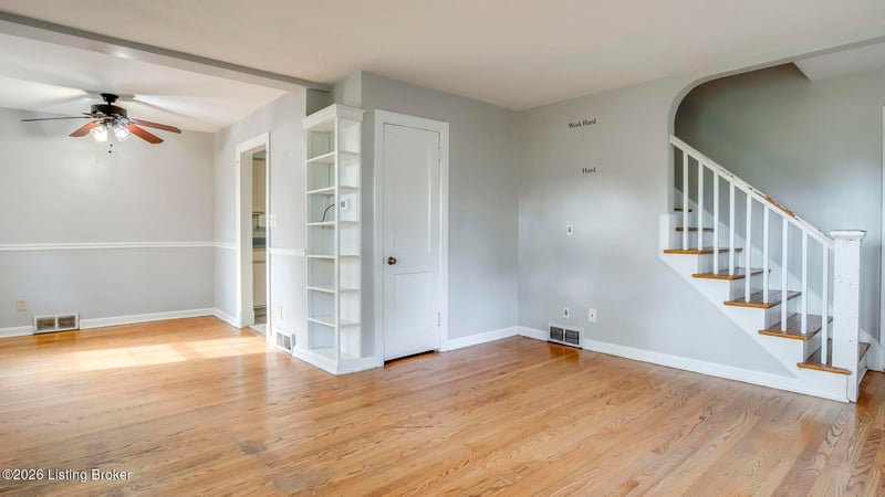 309 S Hubbards Ln, Louisville, KY 40207