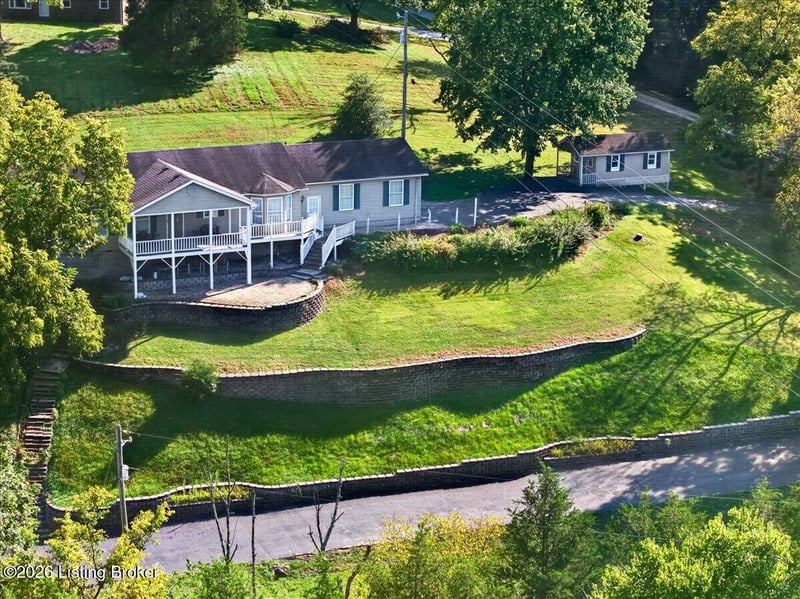 31 Connie Ln, Taylorsville, KY 40071