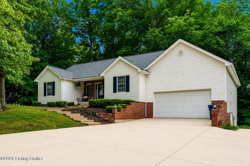 310 Catbird Rd, Brandenburg, KY 40108