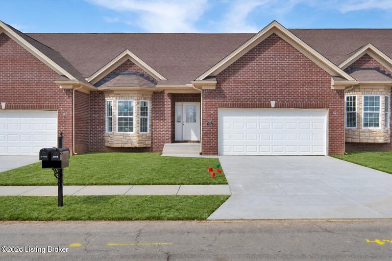 310 Christman Ln #B, Shepherdsville, KY 40165