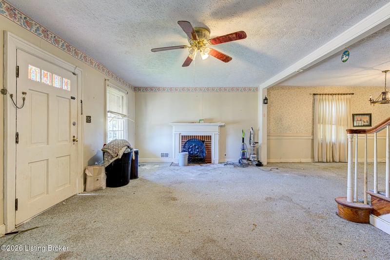 310 N Walnut St, Springfield, KY 40069