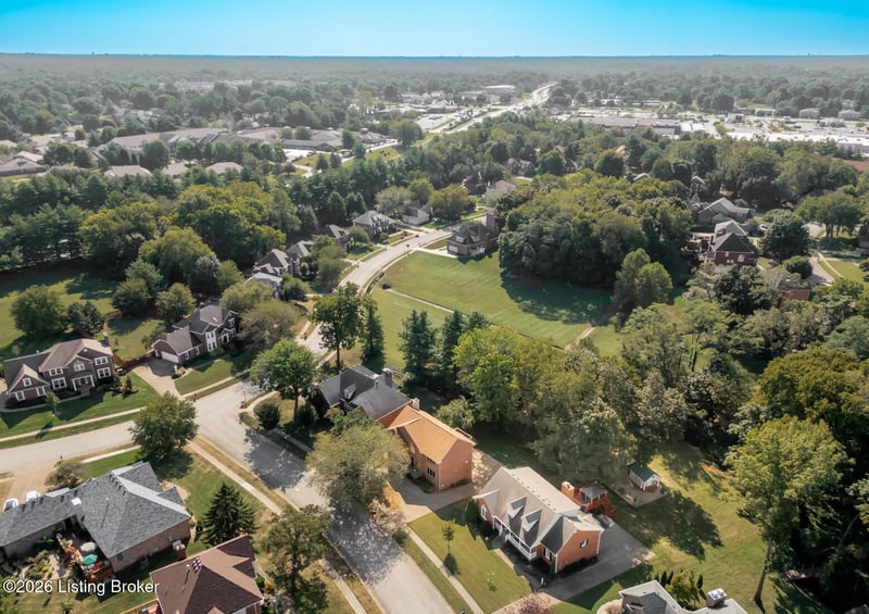 3102 Springstead Cir, Louisville, KY 40241