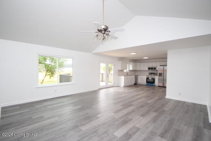 3104 Fawn Leap Dr, Lawrenceburg, KY 40342