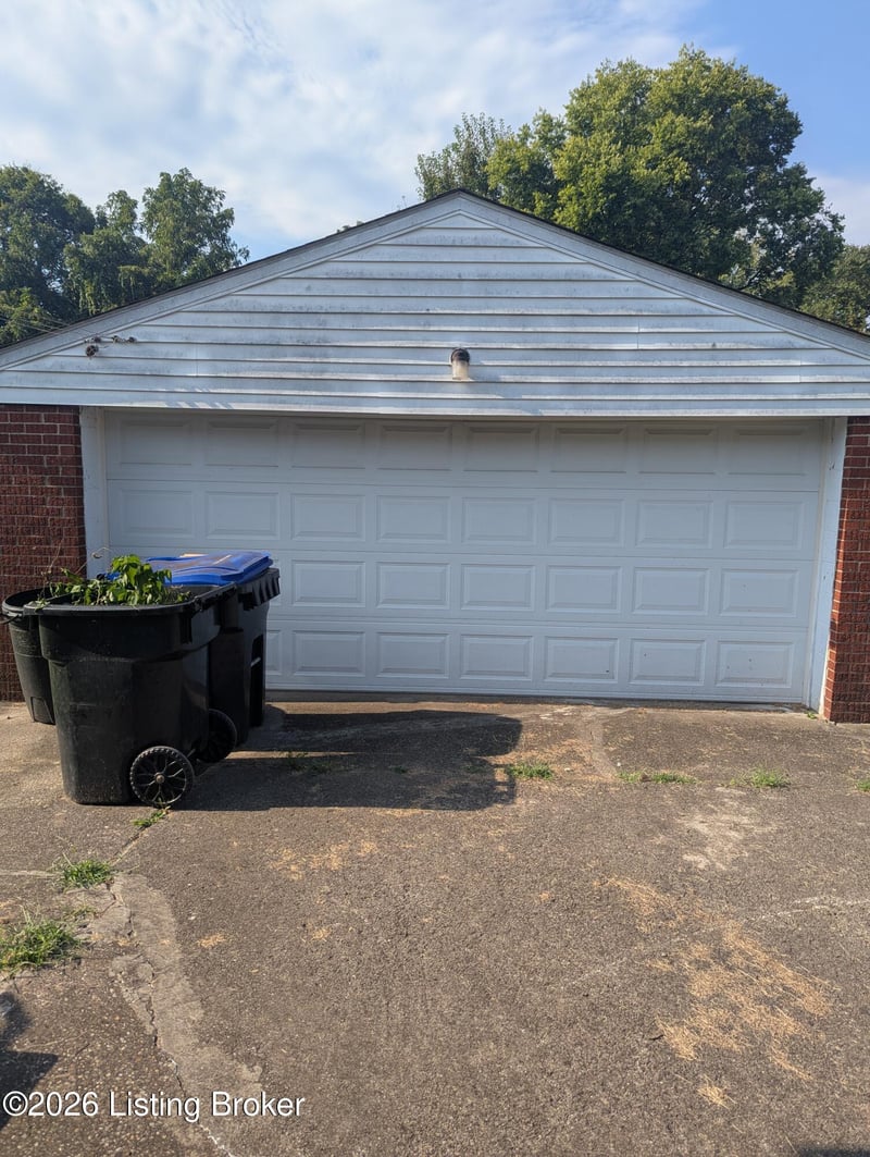 3106 Faywood Way, Louisville, KY 40215