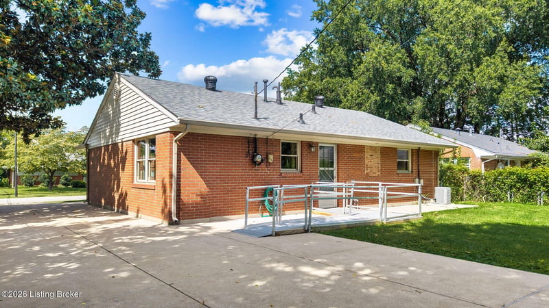 3107 Maywood Pl, Louisville, KY 40220