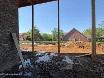 3108 Littlecote Ln, Louisville, KY 40245