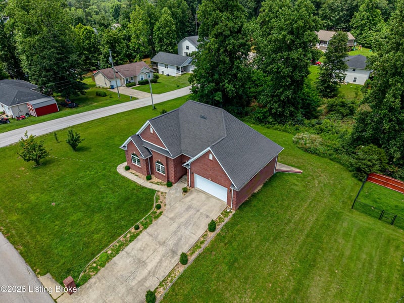 311 School Side Dr, Brandenburg, KY 40108