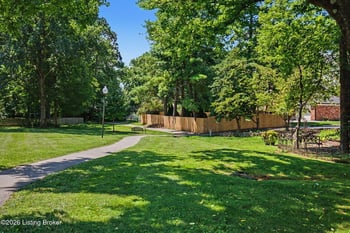 3111 Dunleith Ct, Louisville, KY 40241