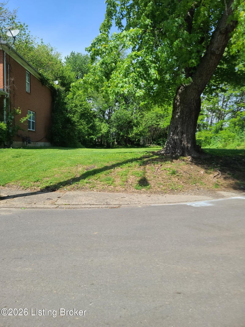 3111 W Jefferson St, Louisville, KY 40212