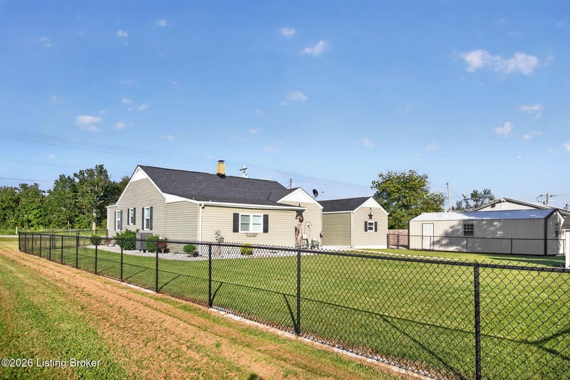 3115 N Sr 7, Madison, IN 47250