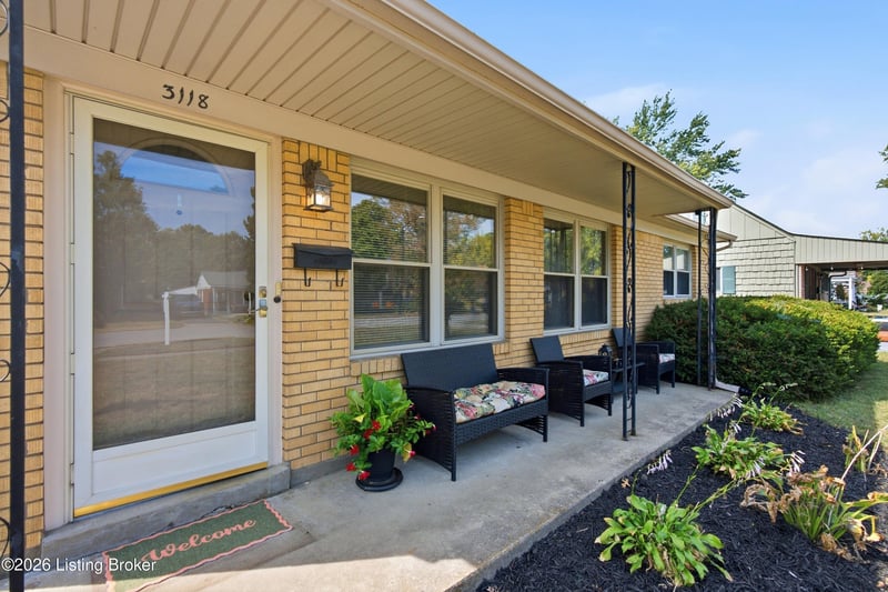 3118 Commander Dr, Louisville, KY 40220