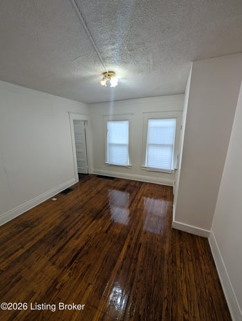3118 Dumesnil St, Louisville, KY 40211