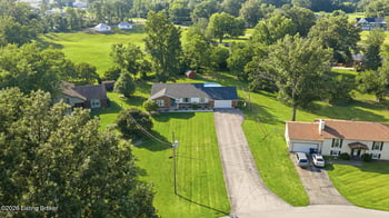 312 Homeview Dr, Brandenburg, KY 40108