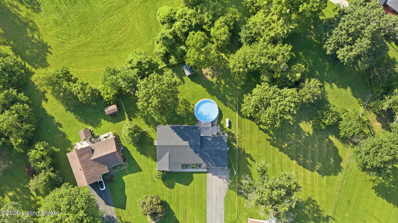 312 Homeview Dr, Brandenburg, KY 40108