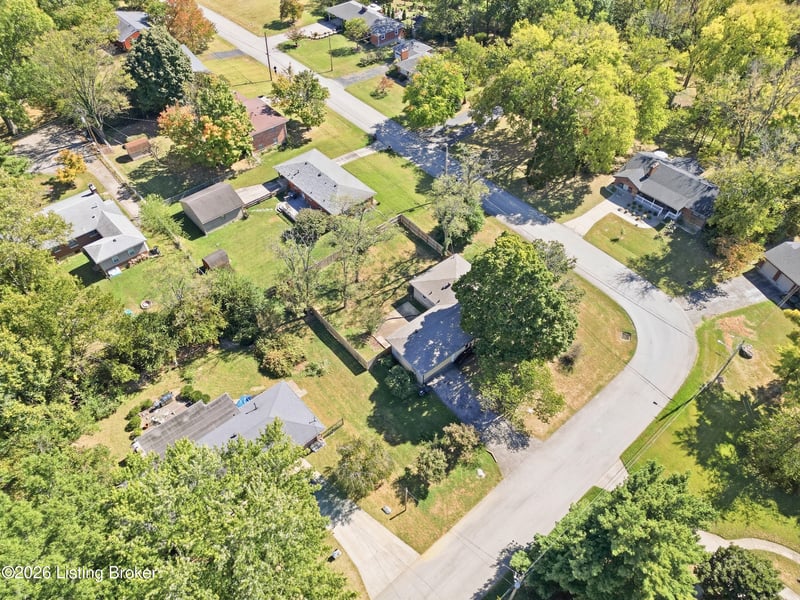 3129 Hewitt Ave, Houston Acres, KY 40220