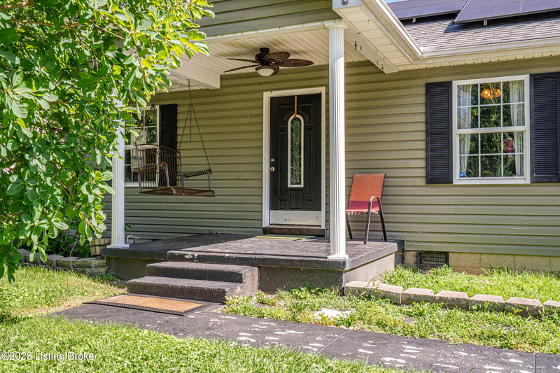 313 E Main St, Simpsonville, KY 40067