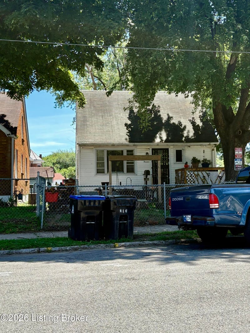 313 N 27th St, Louisville, KY 40212