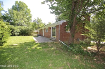 3132 Sunny Ln, Louisville, KY 40205
