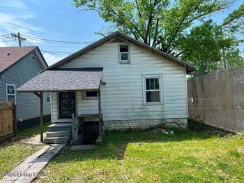 3133 Del Park Ter, Louisville, KY 40211