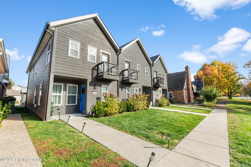 3135 H Bushmill Pk, Louisville, KY 40241