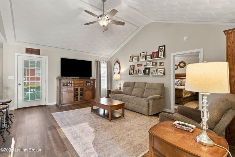 314 John Hudson Ln, Mt Washington, KY 40047