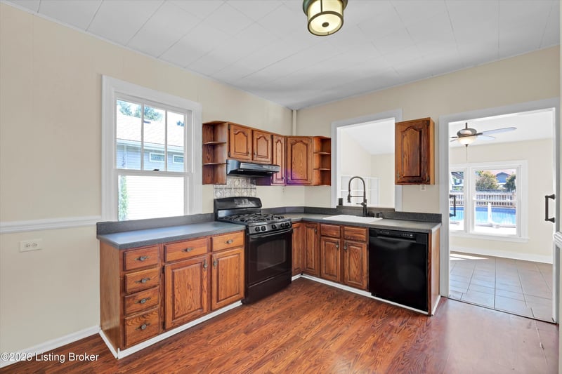 315 Belvar Ave, Louisville, KY 40206