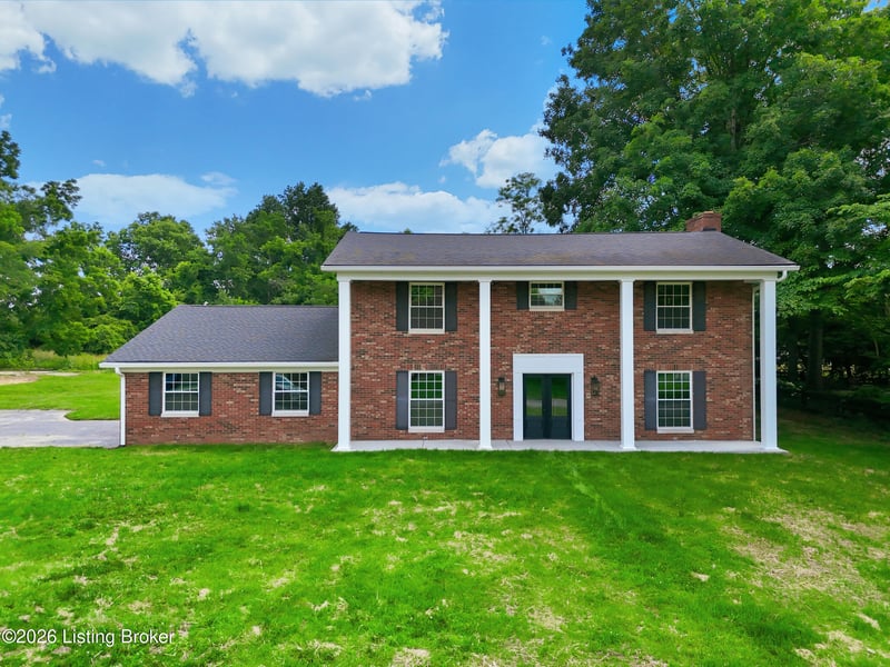 315 Pin Oak Dr, Lawrenceburg, KY 40342