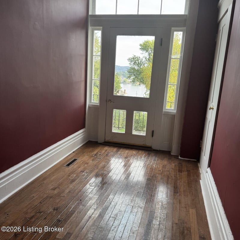315 W 3rd St, Maysville, KY 41056
