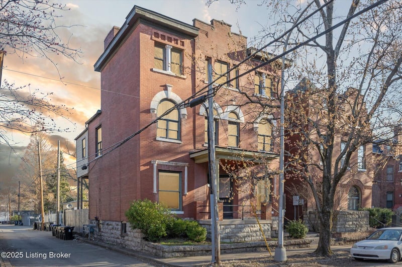 315 W Lee St, Louisville, KY 40208