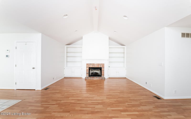 3155 Bushmill Pk, Louisville, KY 40241