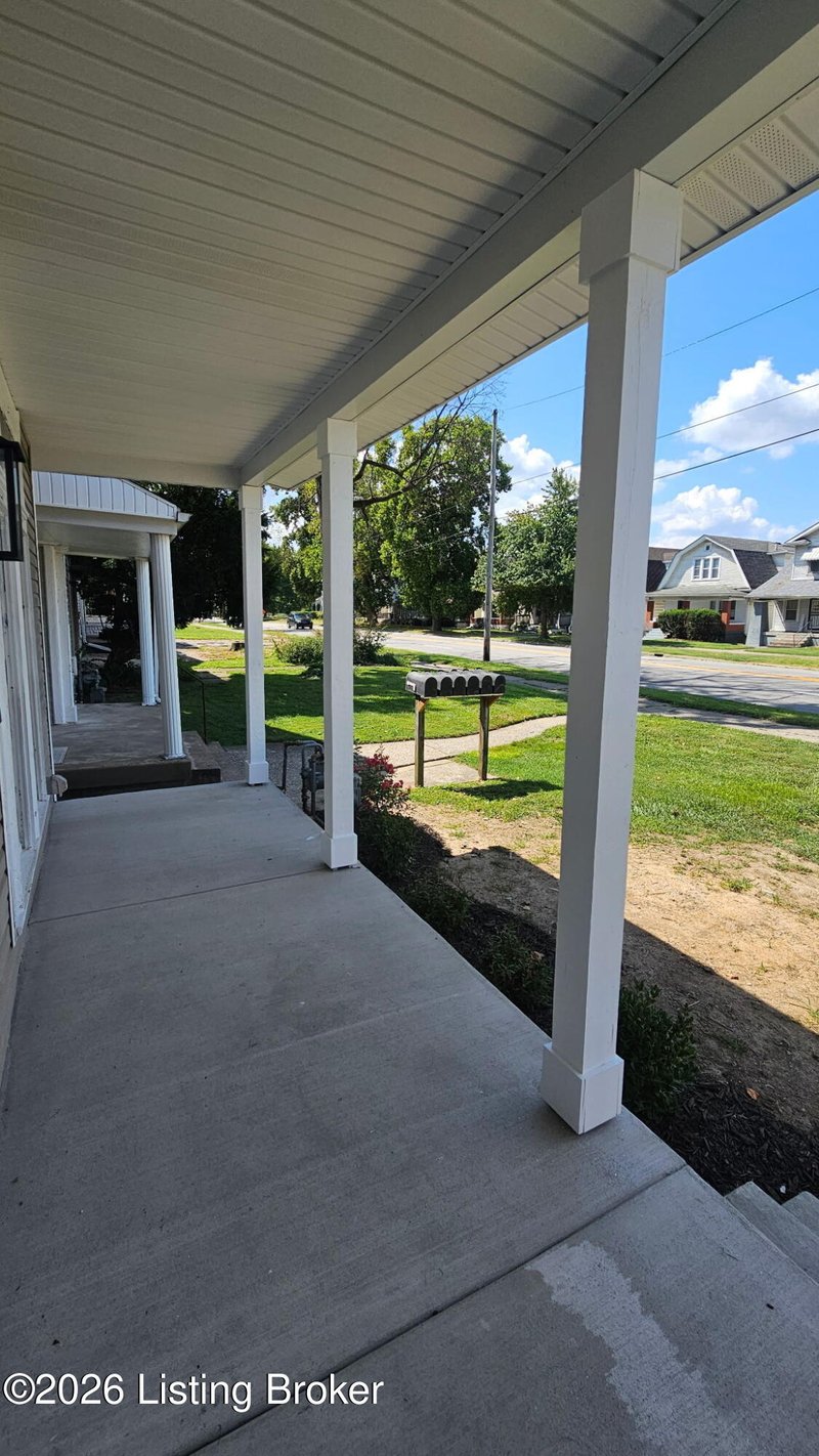 3155 S 3rd St, Louisville, KY 40214