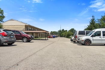 316 Casa Bella Ct #316, Louisville, KY 40220
