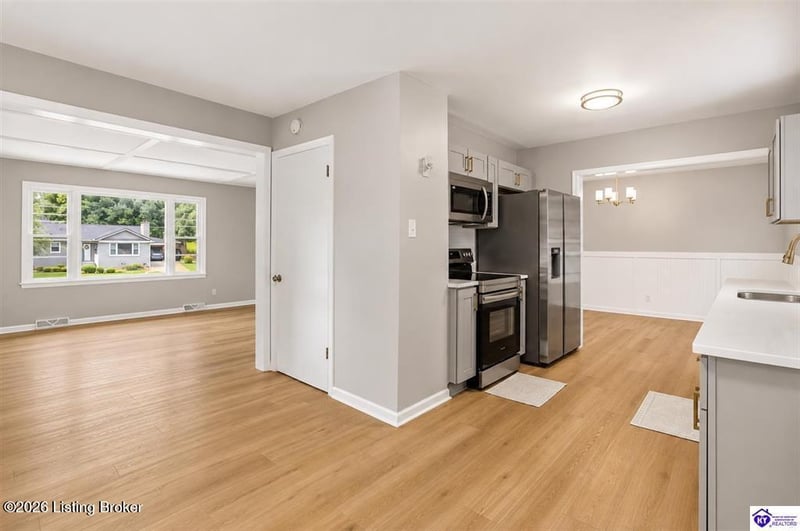 316 Deepwood Dr, Elizabethtown, KY 42701