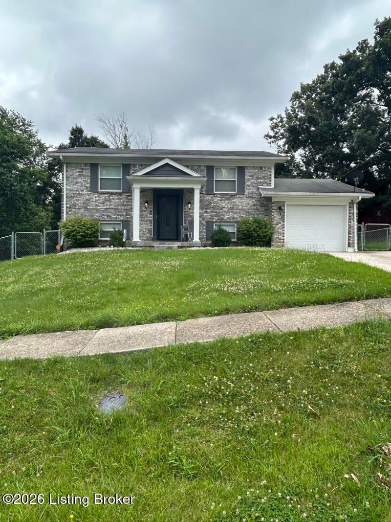 316 Indiana Trl, Radcliff, KY 40160