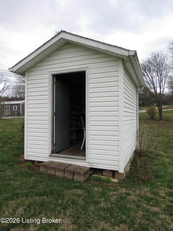 316 N Walnut St, Upton, KY 42784