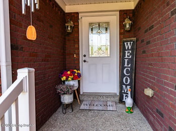 317 Madison Rae Blvd, Shepherdsville, KY 40165