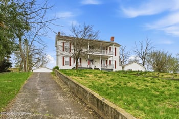 318 W Walnut St, Leitchfield, KY 42754