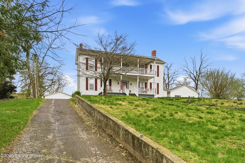 318 W Walnut St, Leitchfield, KY 42754