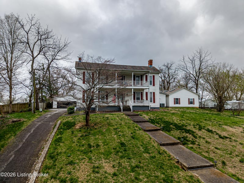 318 W Walnut St, Leitchfield, KY 42754