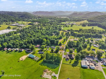 32 W Scott Ct, Clearfield, KY 40313