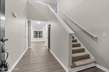 3203 Maldon Ct, Louisville, KY 40216