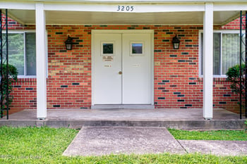 3205 Orchard Manor Cir, Louisville, KY 40220