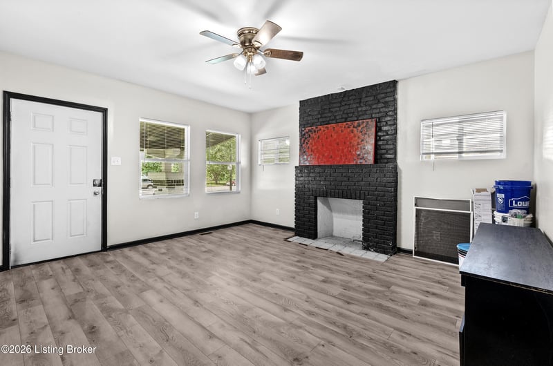 3205 W Broadway, Louisville, KY 40211