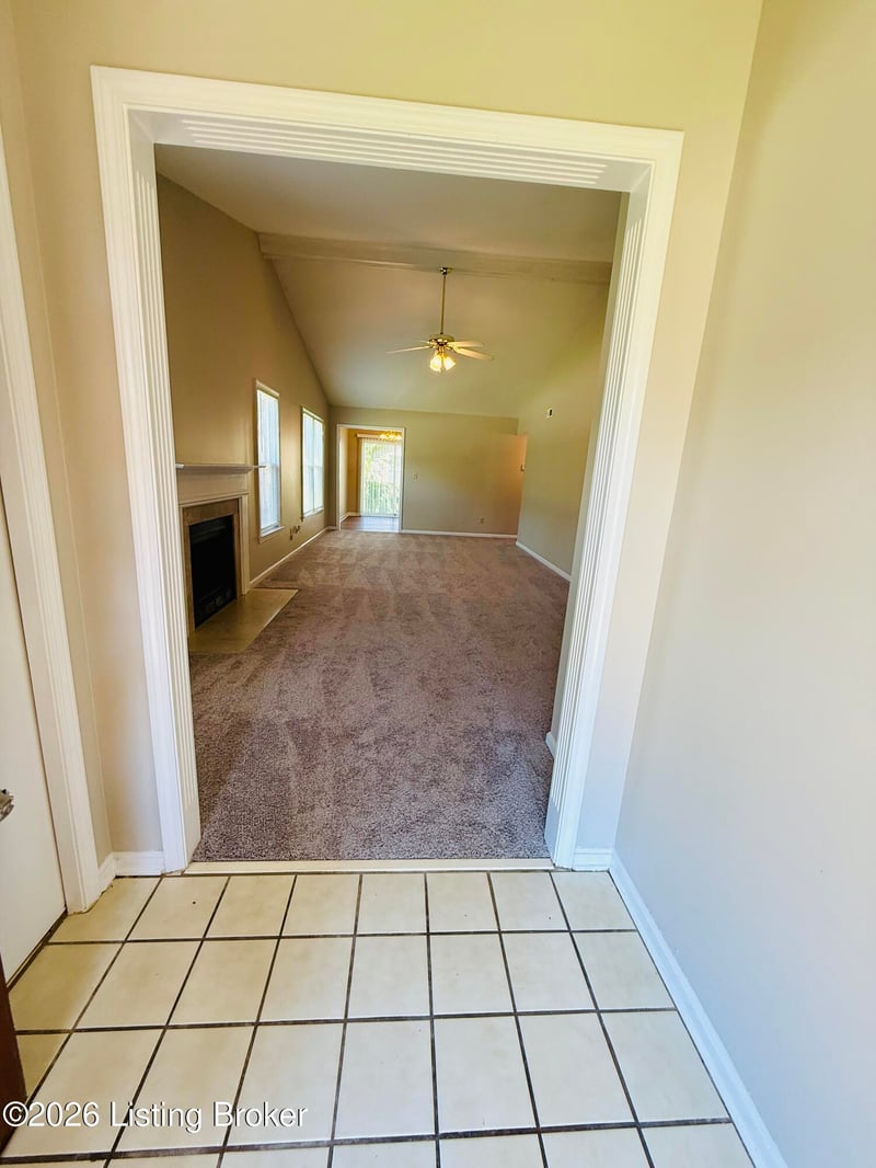 3208 Brightside Ct, Louisville, KY 40220