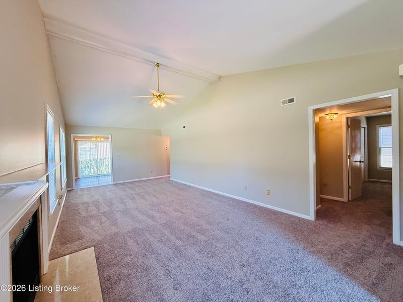 3208 Brightside Ct, Louisville, KY 40220