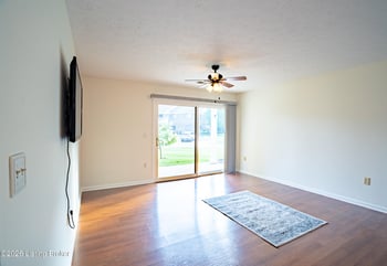 321 Piatt Pl #104, Louisville, KY 40223