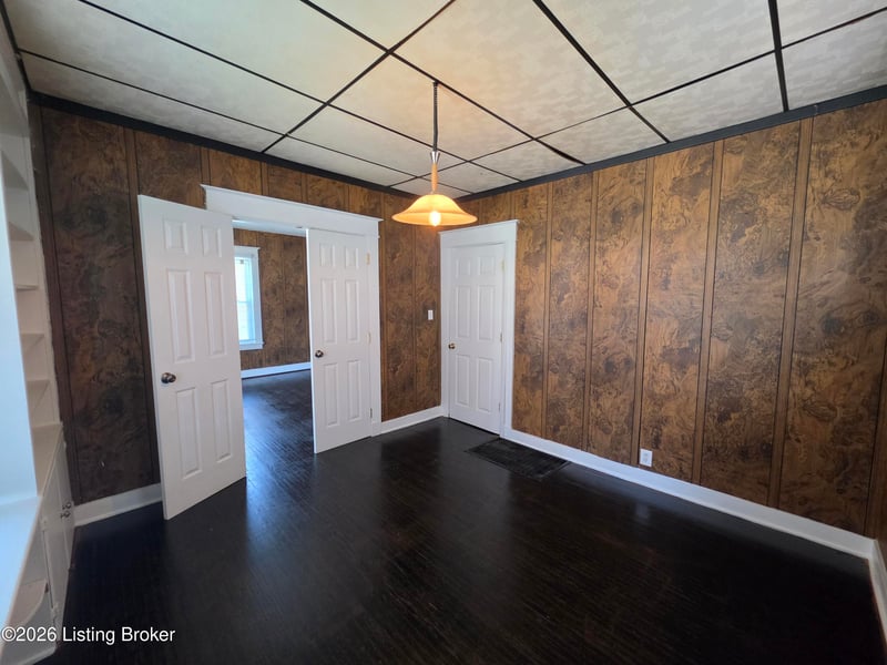 321 S 39th St, Louisville, KY 40212